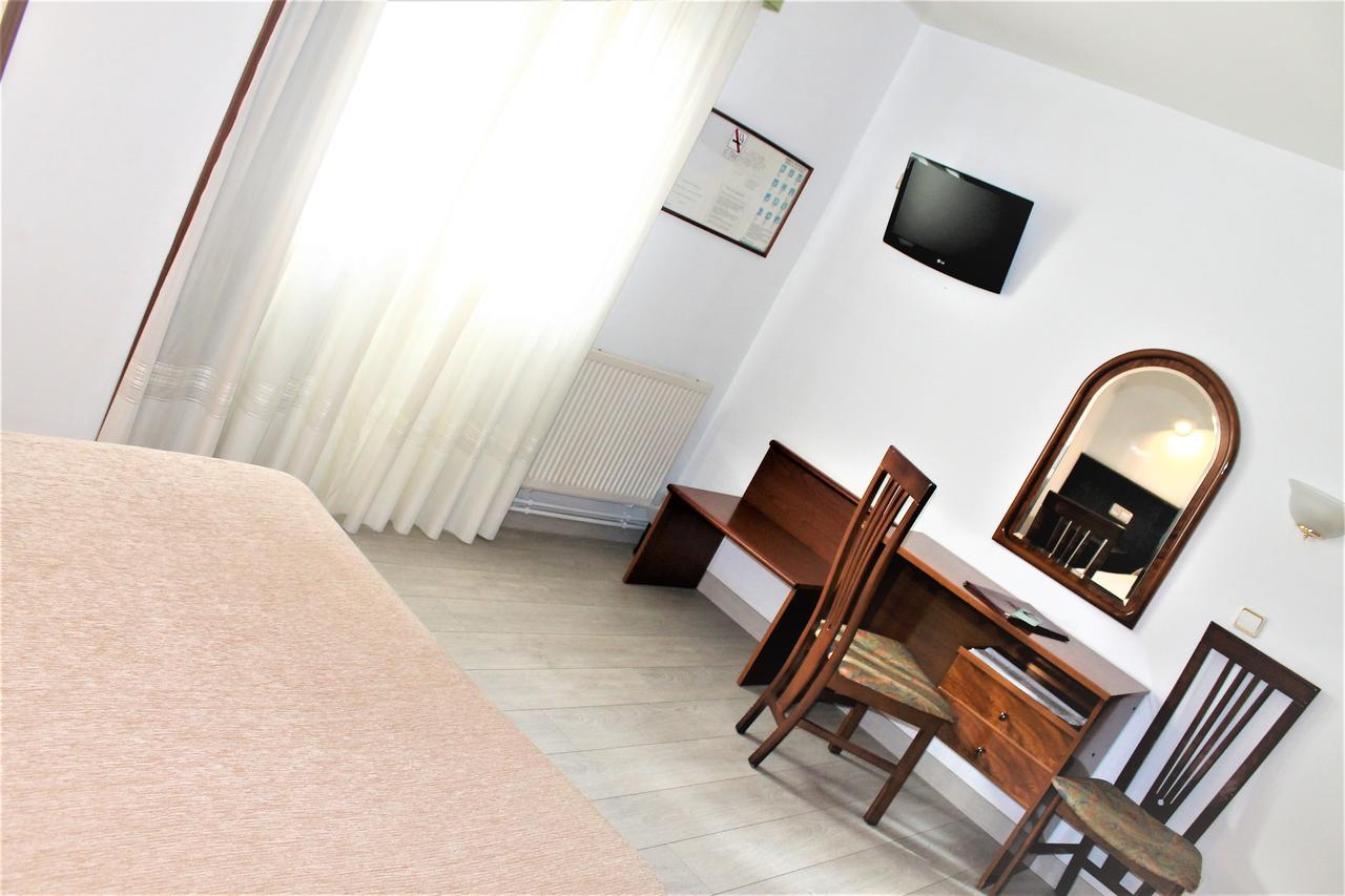 Hotel A Barquina Culleredo Extérieur photo